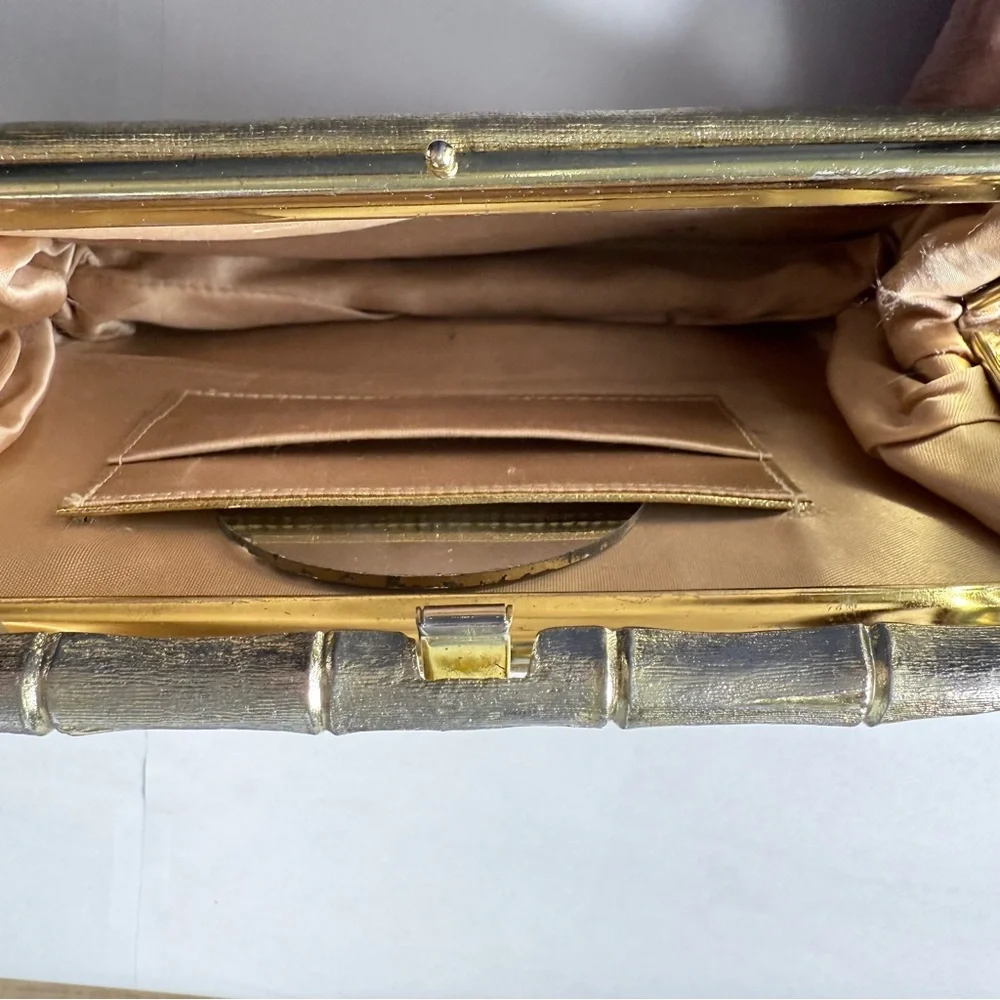 Elegant Gold Women's Gloves‎ and Clutch Set 1960's Era.
